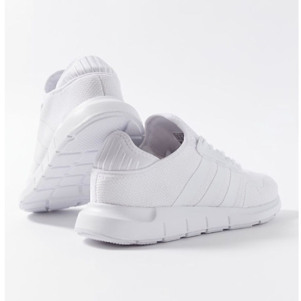 Adidas Originals Swift Run X Sneaker